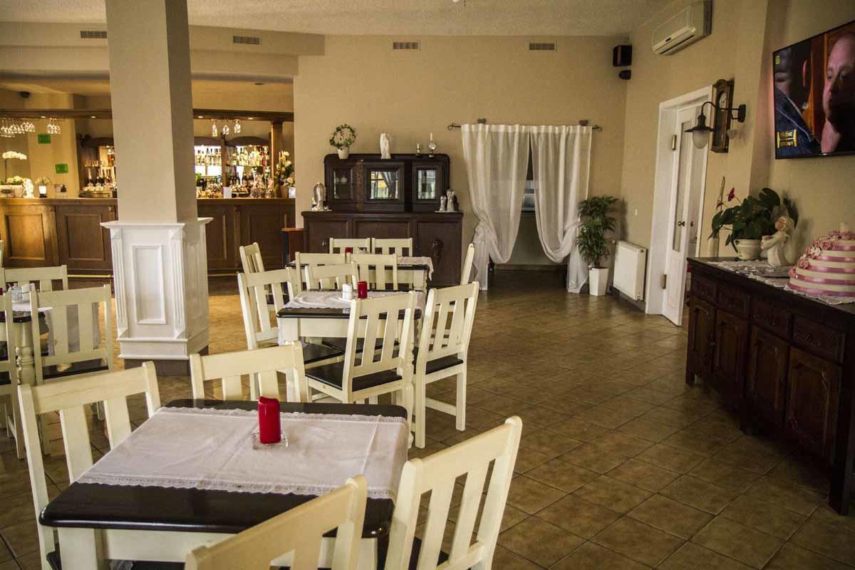 Gosciniec U Kowolki Hotel Kakolewo Bagian luar foto