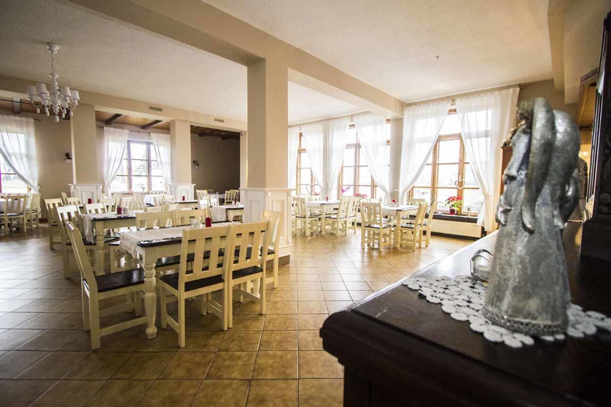 Gosciniec U Kowolki Hotel Kakolewo Bagian luar foto